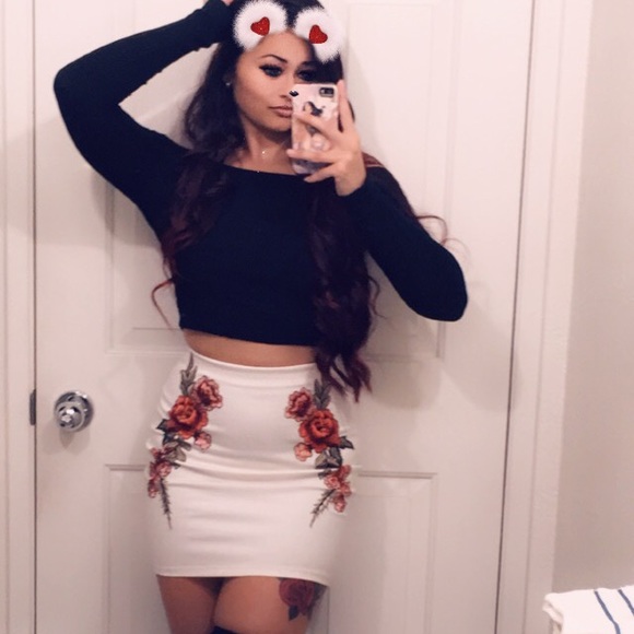 Welcome to my closet! - Picture 5 of 8